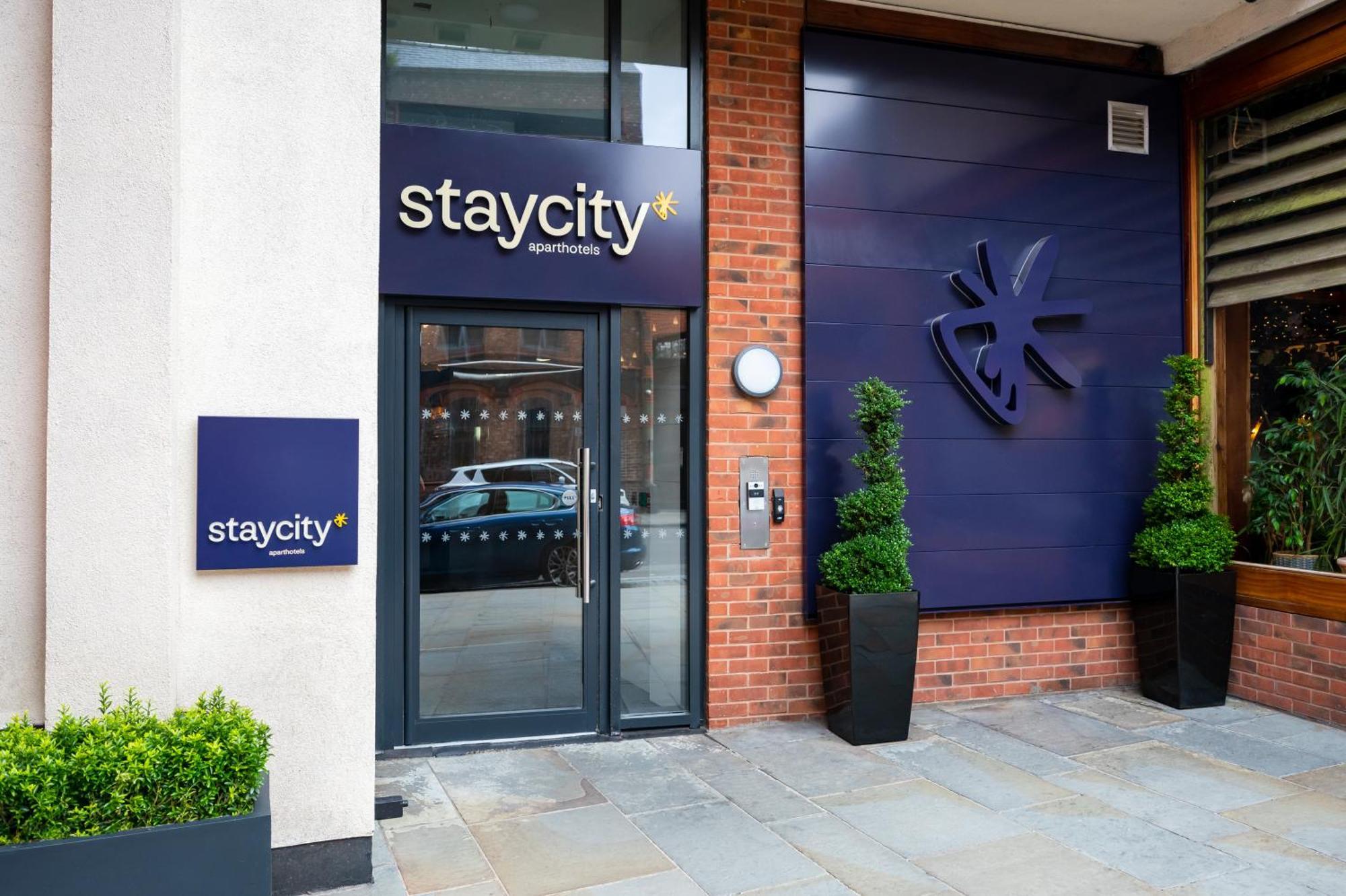 Staycity Centre Aparthotel 4*