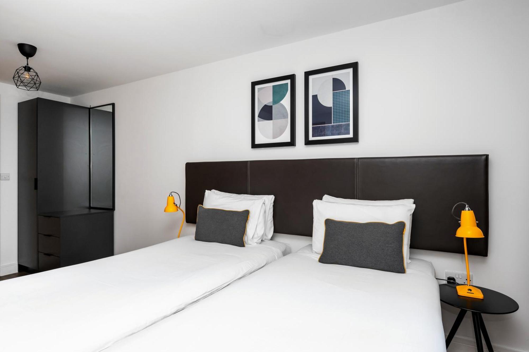 Staycity Centre Aparthotel 4*