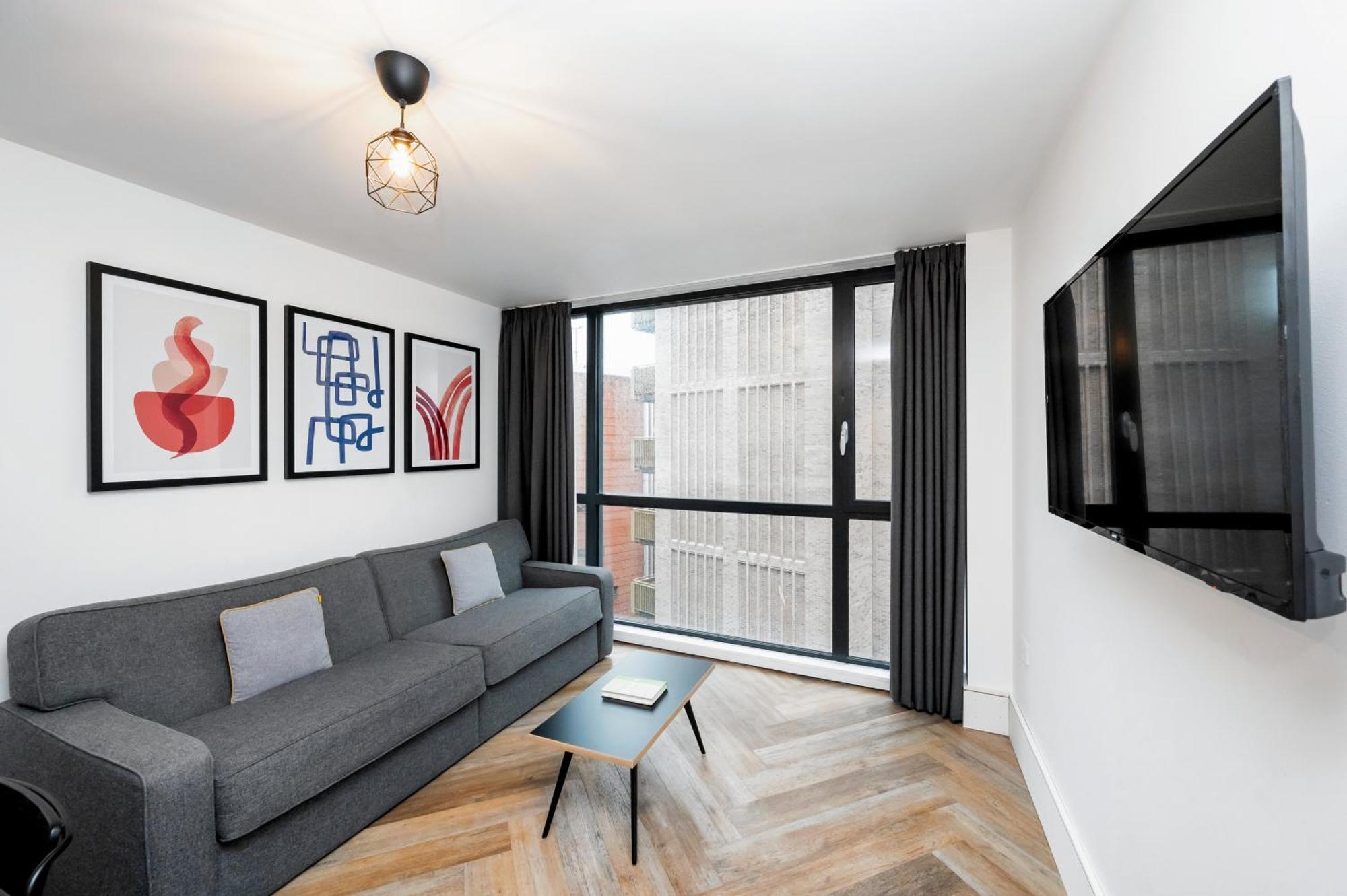 Aparthotel Staycity Centre 4*